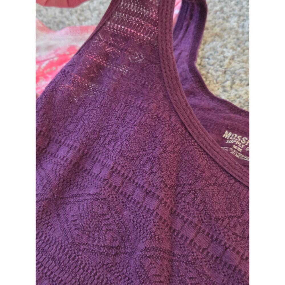 Lot of 3 Mossimo Supply Co Textured Tank Tops Mixed Sizes 2 Medium & 1 Small - Picture 6 of 7